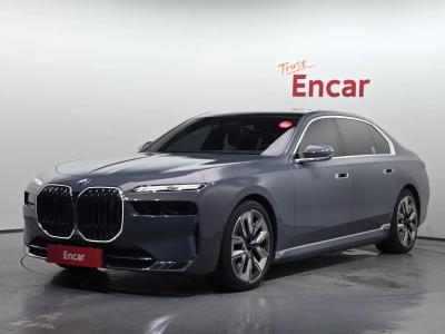 2023 BMW i7