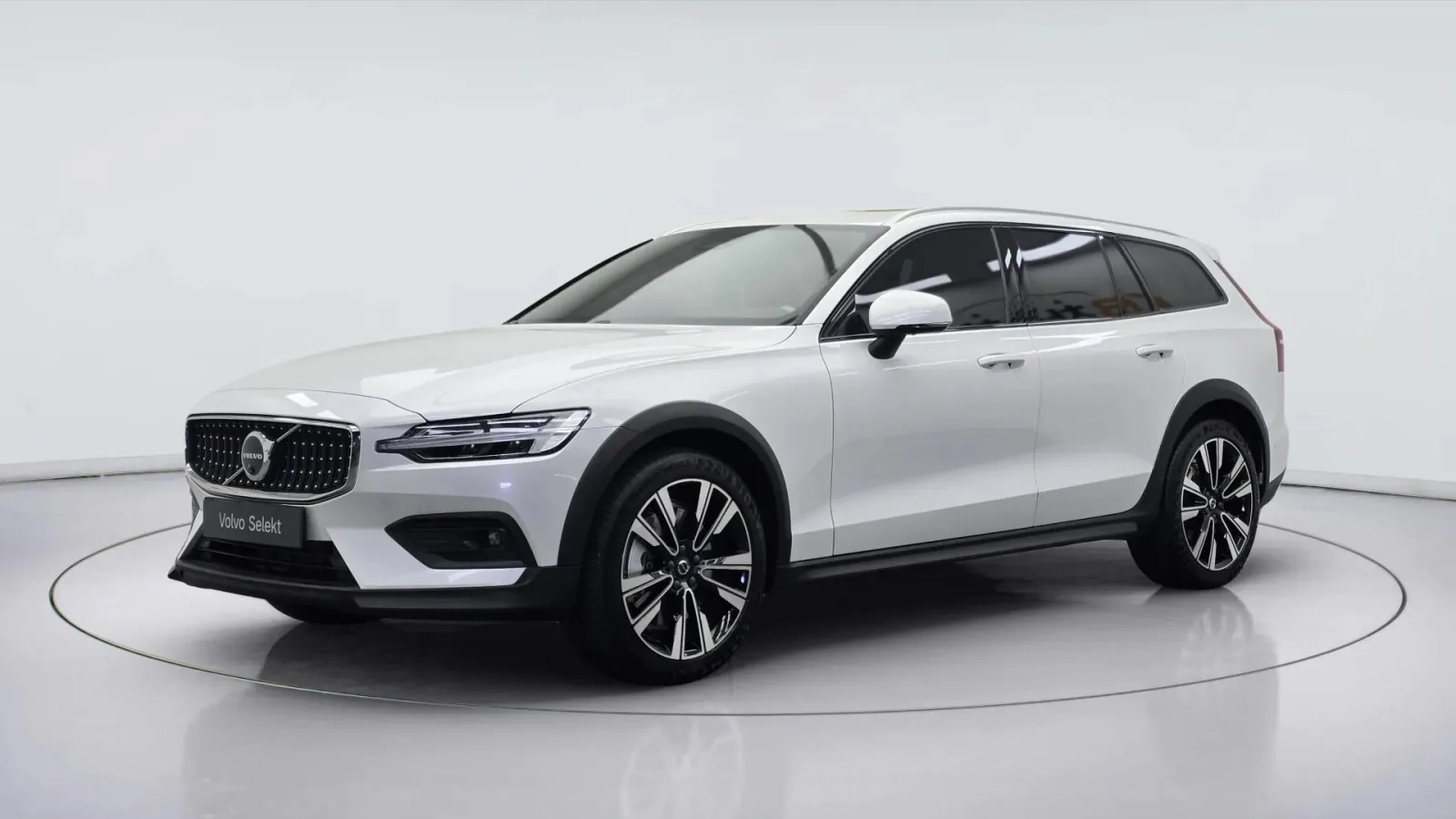 2026 Volvo V60