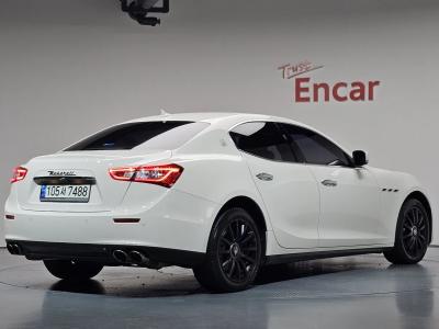 2015 Maserati Ghibli