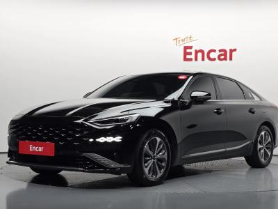 2023 Kia K8