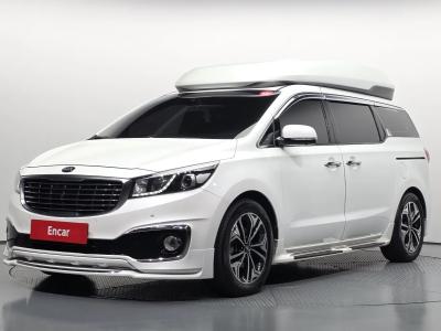 2017 Kia Carnival