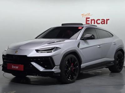 2024 Lamborghini Urus