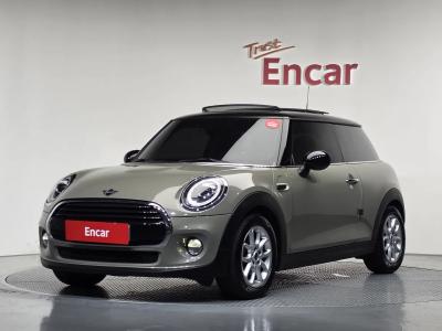 2019 MINI Cooper