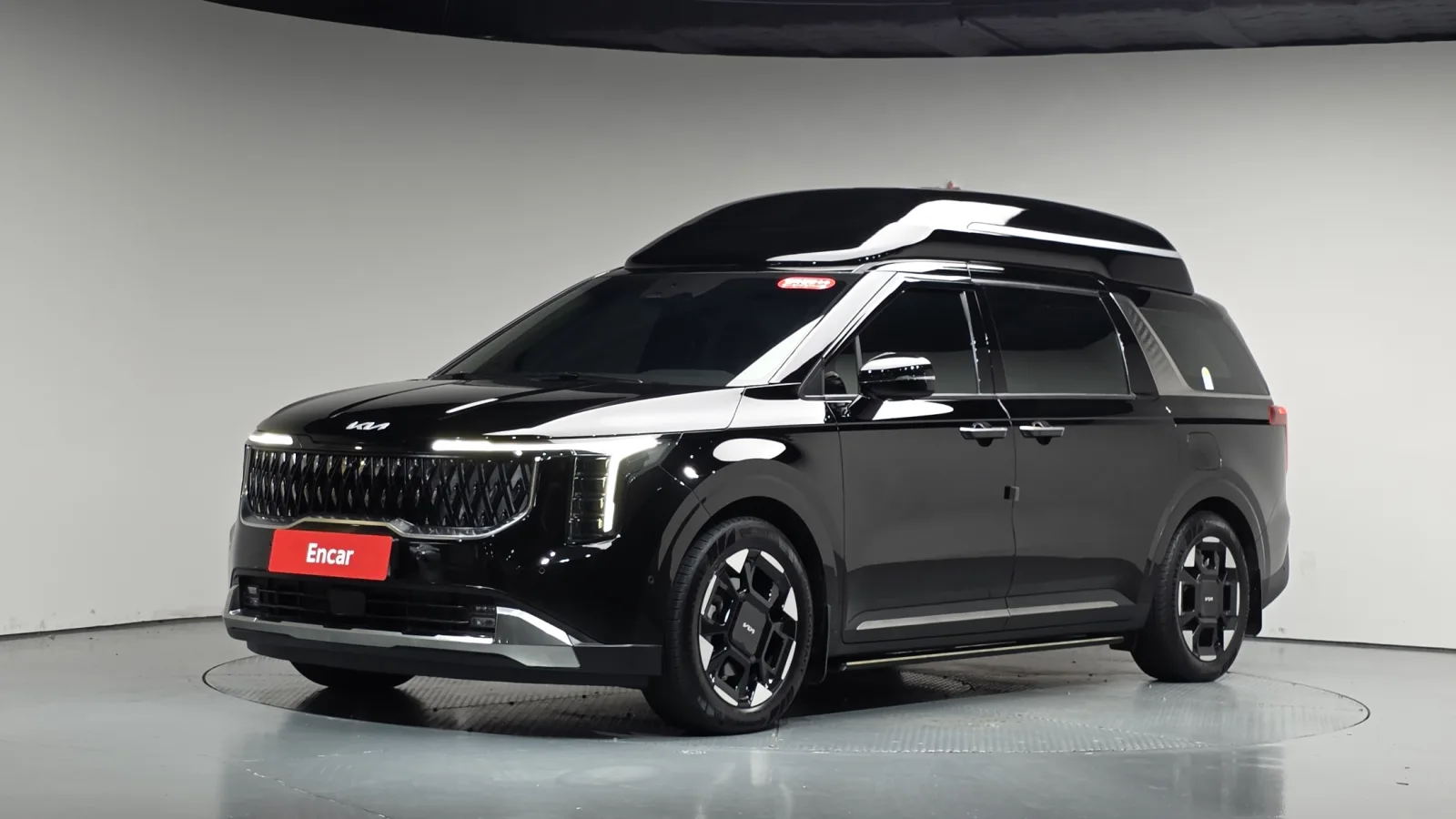 2025 Kia Carnival