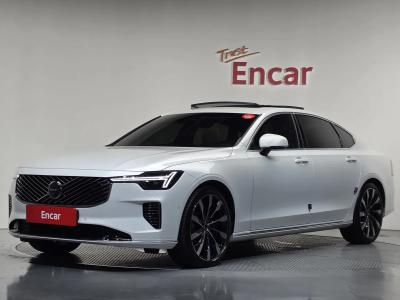 2026 Volvo S90