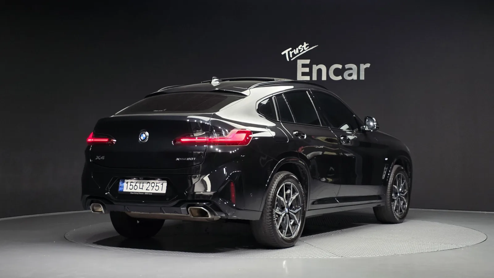 2022 BMW X4
