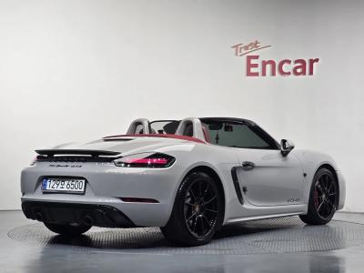 2024 Porsche 718