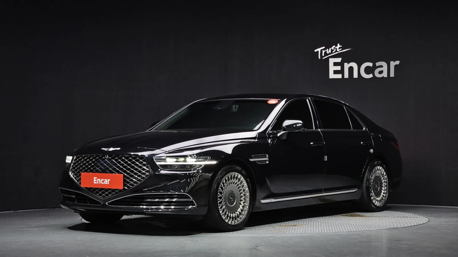 2021 Genesis G90