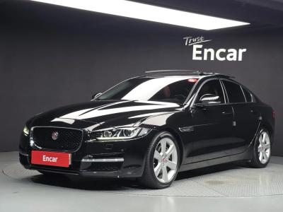 2016 Jaguar XE