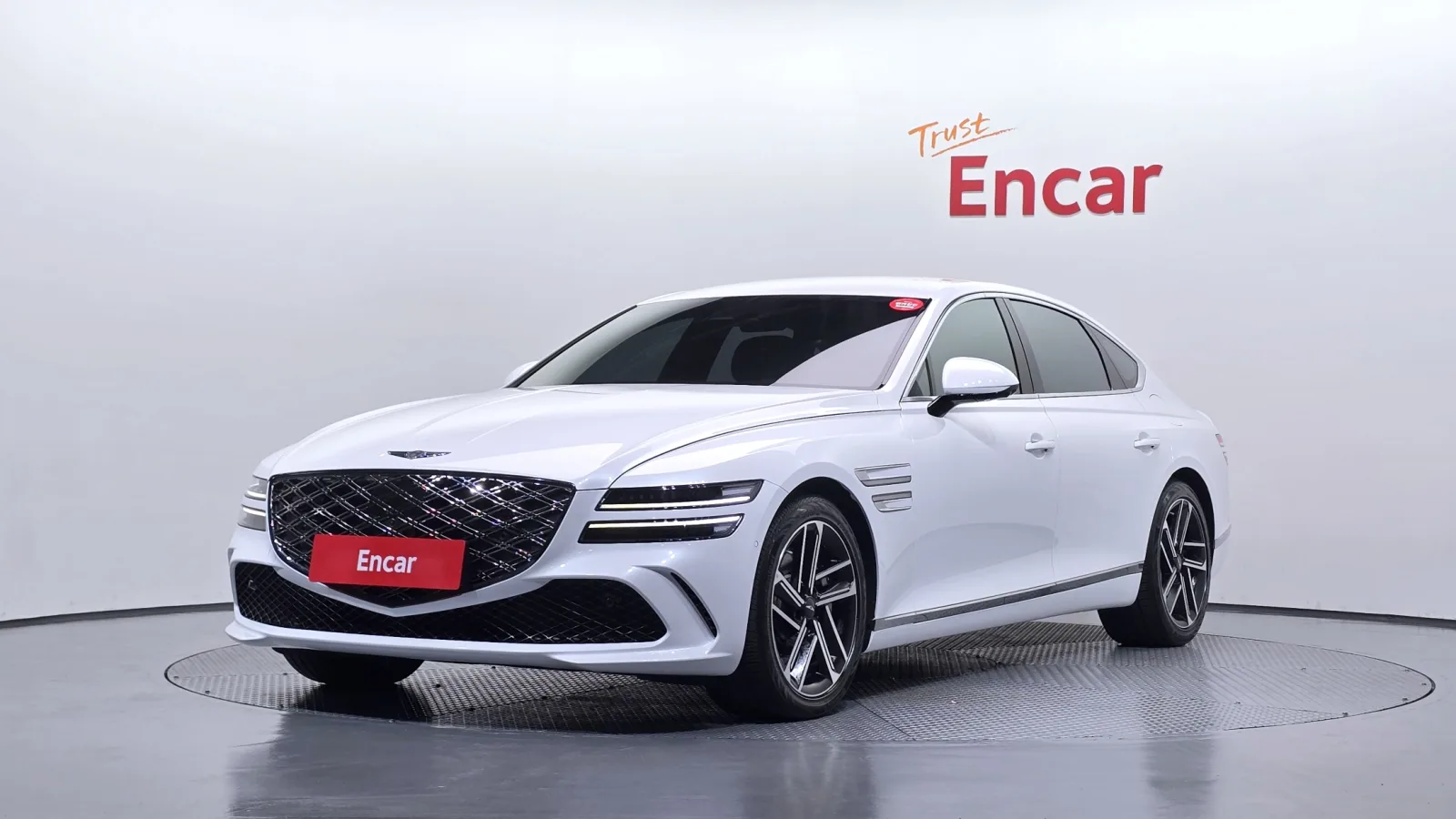 2025 Genesis G80