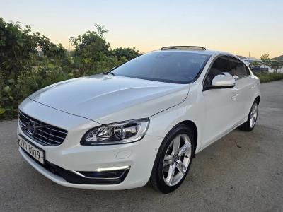 2017 Volvo S60