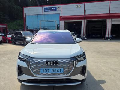 2025 Audi Q4 e-tron