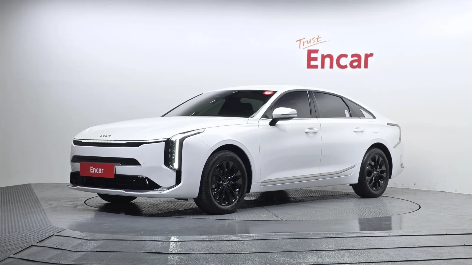 2026 Kia K8