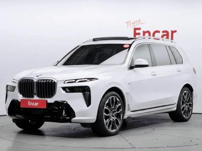 2025 BMW X7