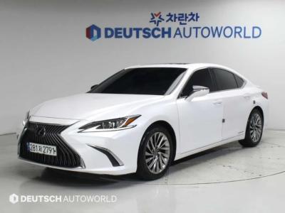 2019 Lexus ES