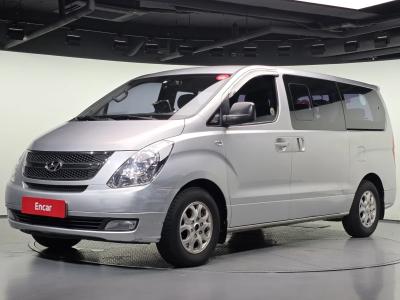 2010 Hyundai Starex