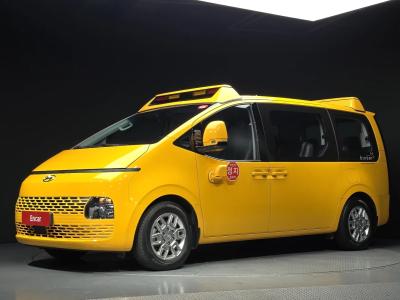 2024 Hyundai Staria