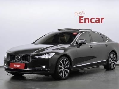 2023 Volvo S90