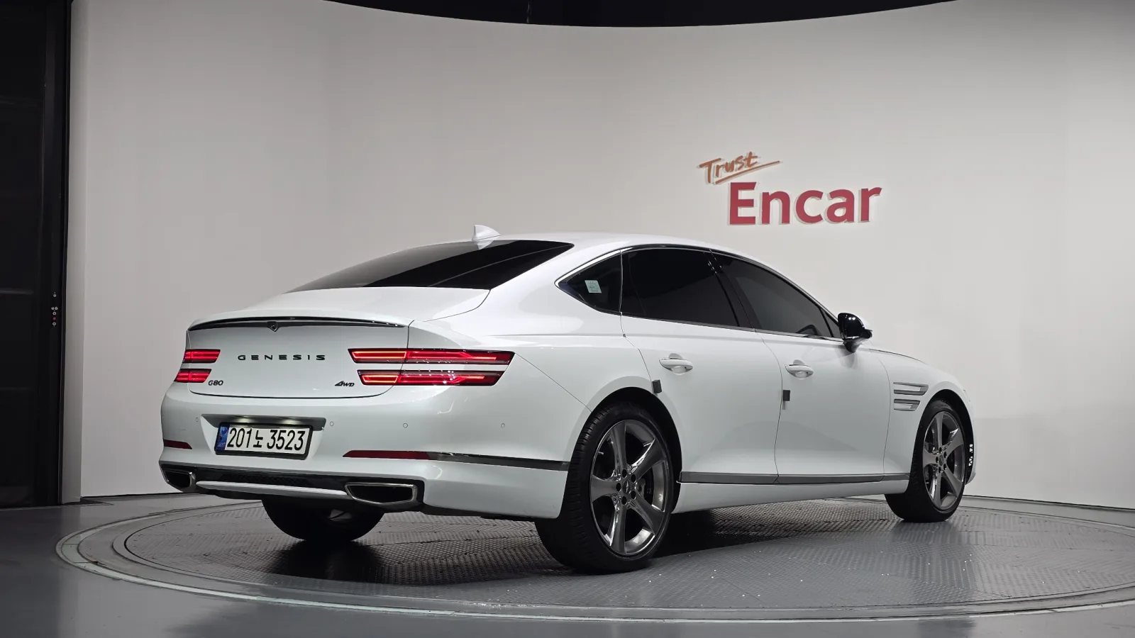 2022 Genesis G80