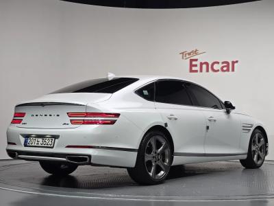 2022 Genesis G80