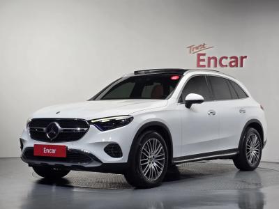 2023 Mercedes-Benz GLC-Class