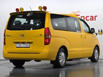 2018 Hyundai Starex