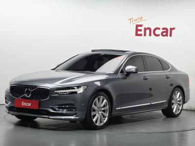 2019 Volvo S90