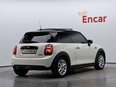 2020 MINI Cooper