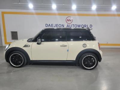 2009 MINI Cooper