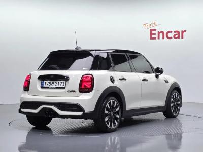 2022 MINI Cooper