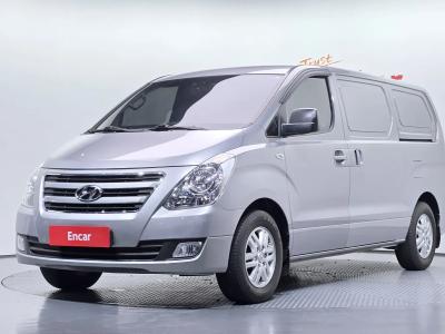 2018 Hyundai Starex