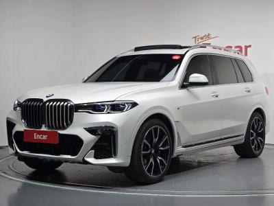 2021 BMW X7