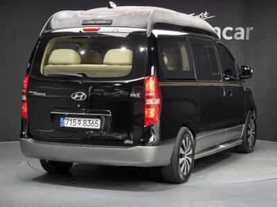 2013 Hyundai Starex