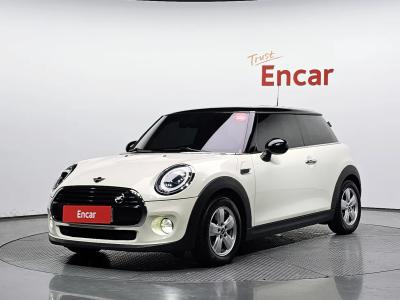 2019 MINI Cooper