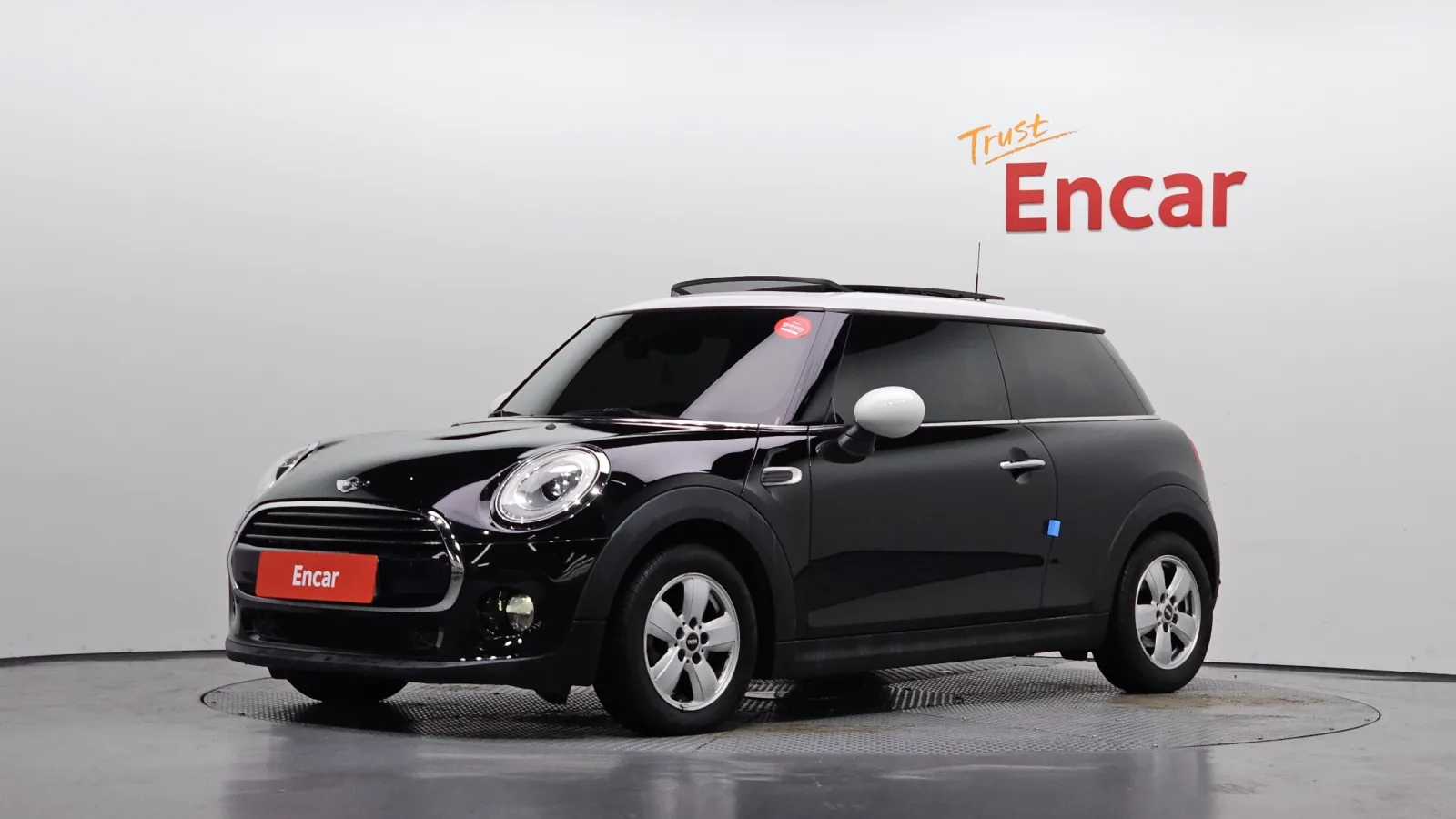 2017 MINI Cooper
