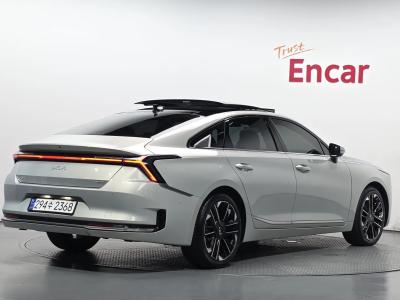2025 Kia K8