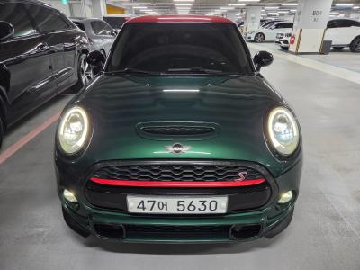 2017 MINI Cooper