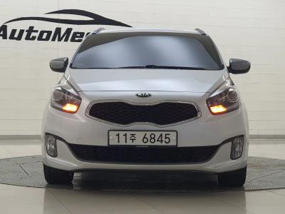 2015 Kia Carens