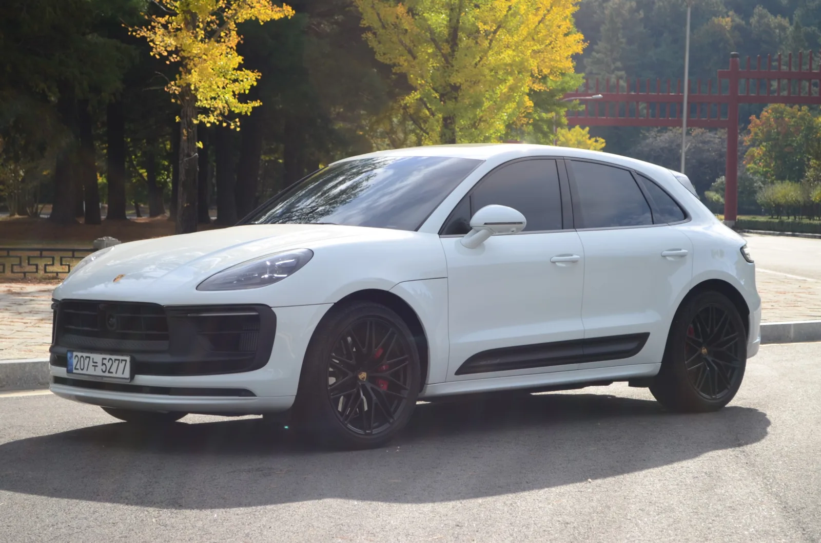 2023 Porsche Macan