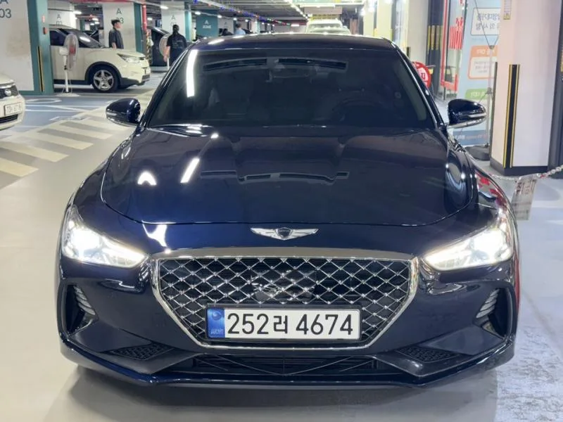 2019 Genesis G70