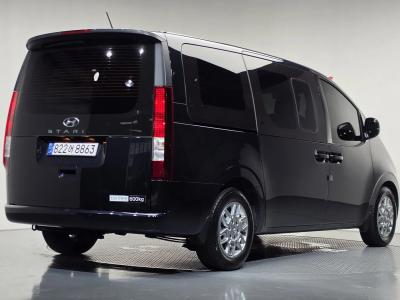 2024 Hyundai Staria