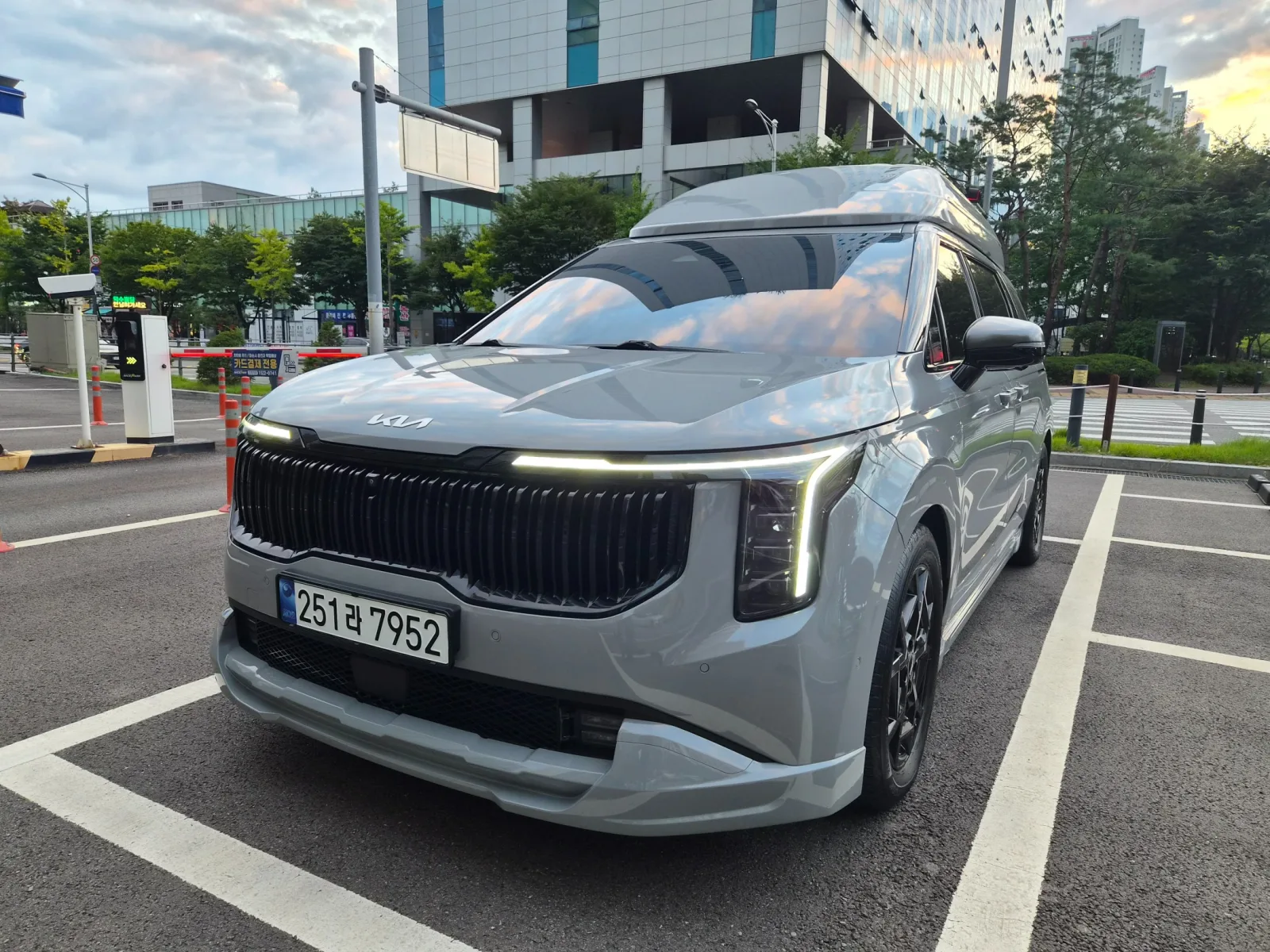 2025 Kia Carnival