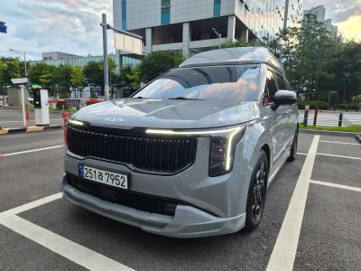 2025 Kia Carnival