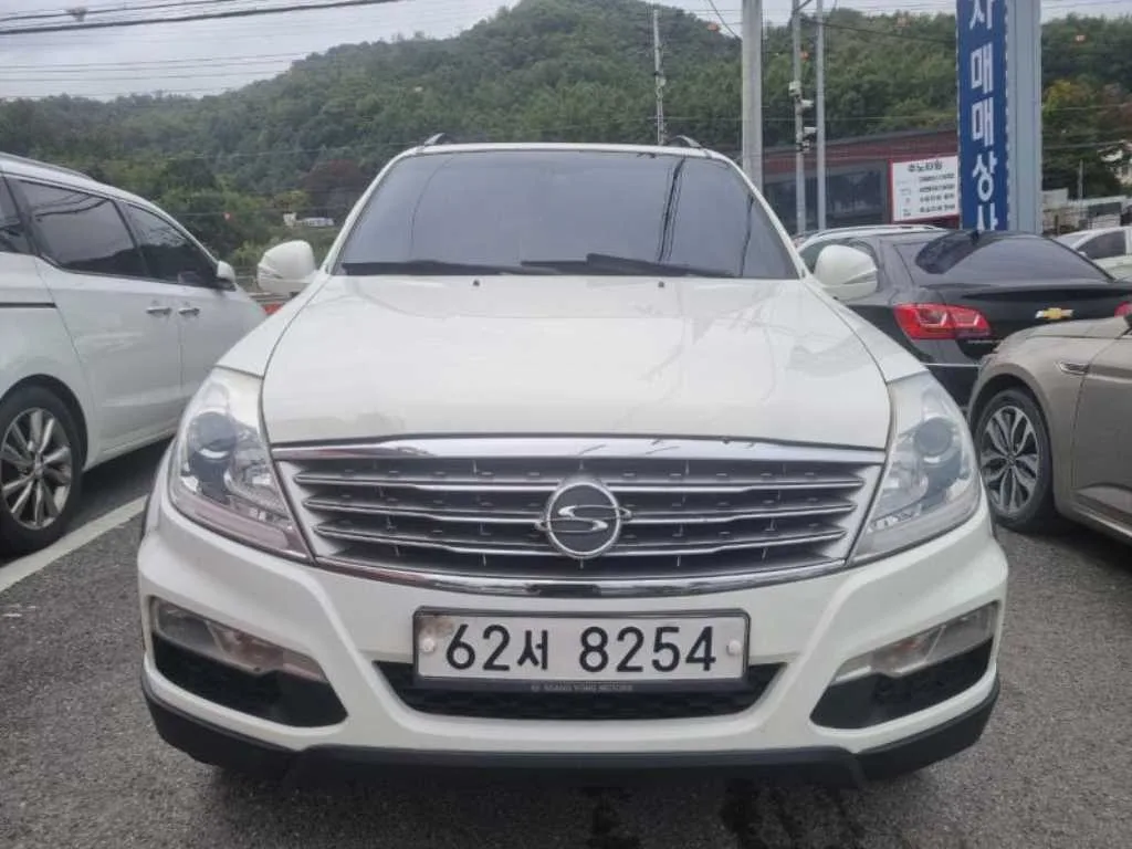 2013 KG Mobility Rexton
