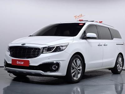 2015 Kia Carnival