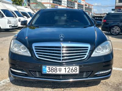 2010 Mercedes-Benz S-Class