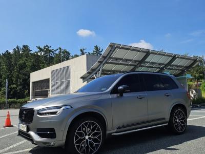 2017 Volvo XC90