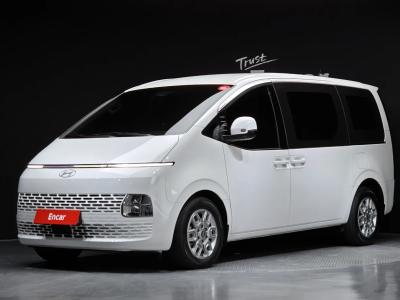 2025 Hyundai Staria