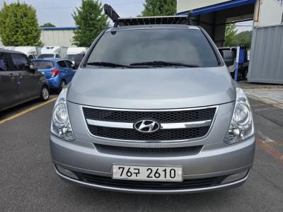 2011 Hyundai Starex