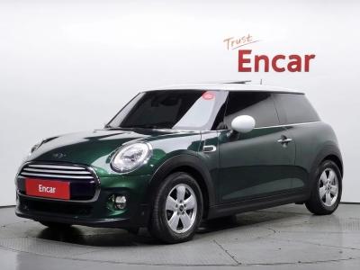 2015 MINI Cooper